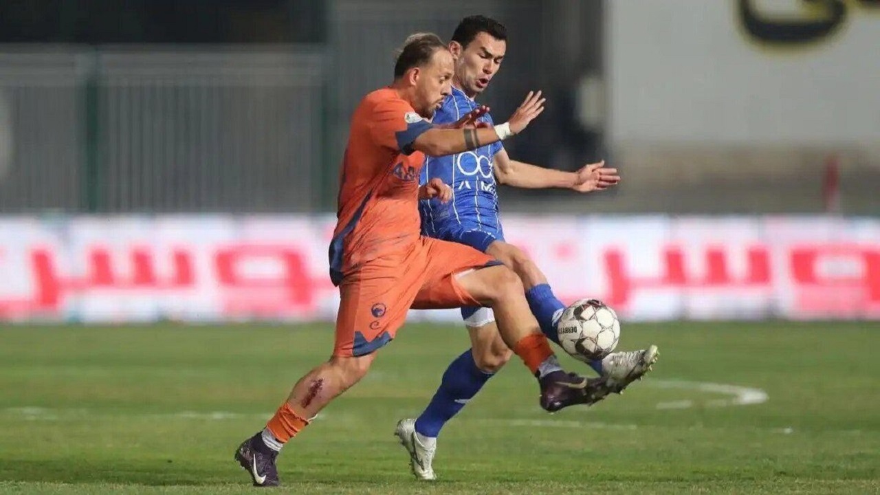 علی موسوی و زمین ورزشگاه تختی