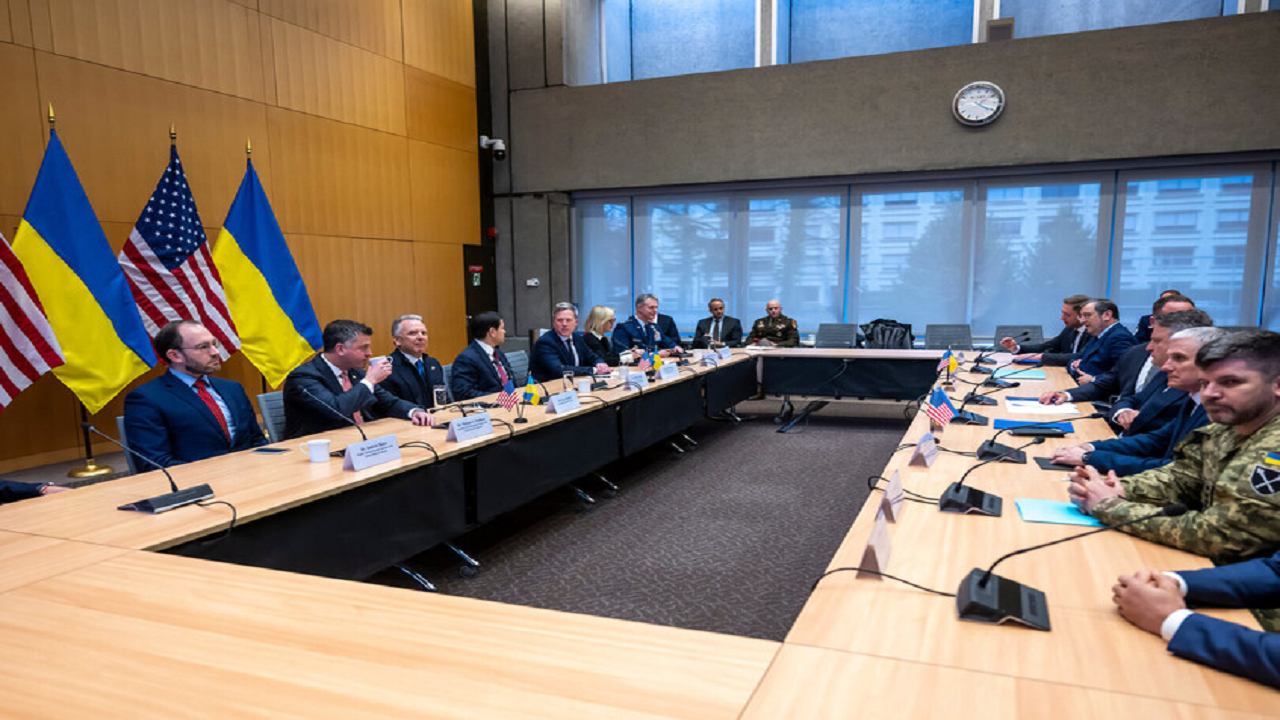 تصویری از مذاکرات مربوط به طرح صلح اوکراین