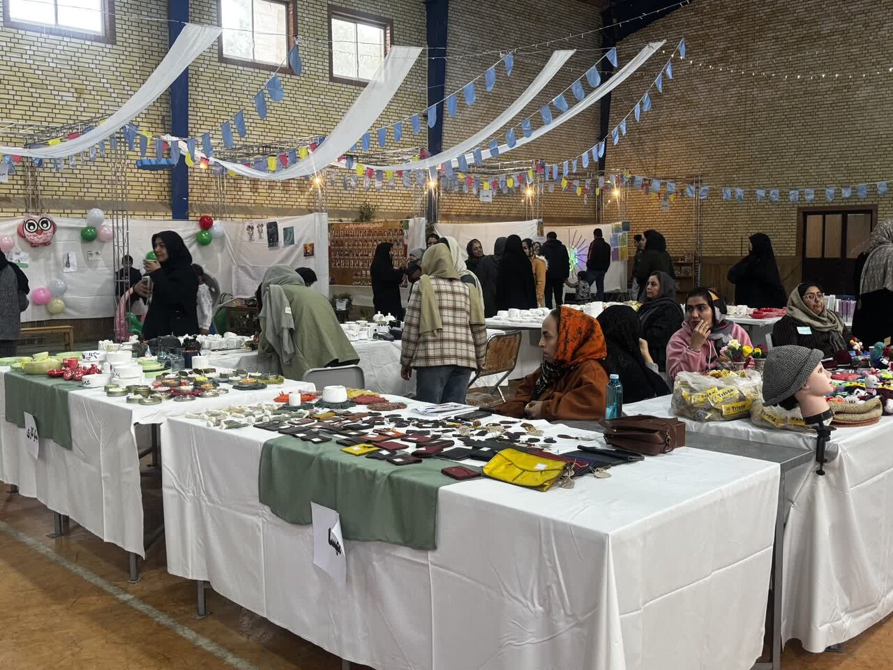 اولین جشنواره توان‌خواهان روستایی در ازیران، صدای دیده‌نشدگان را به گوش جامعه رساند